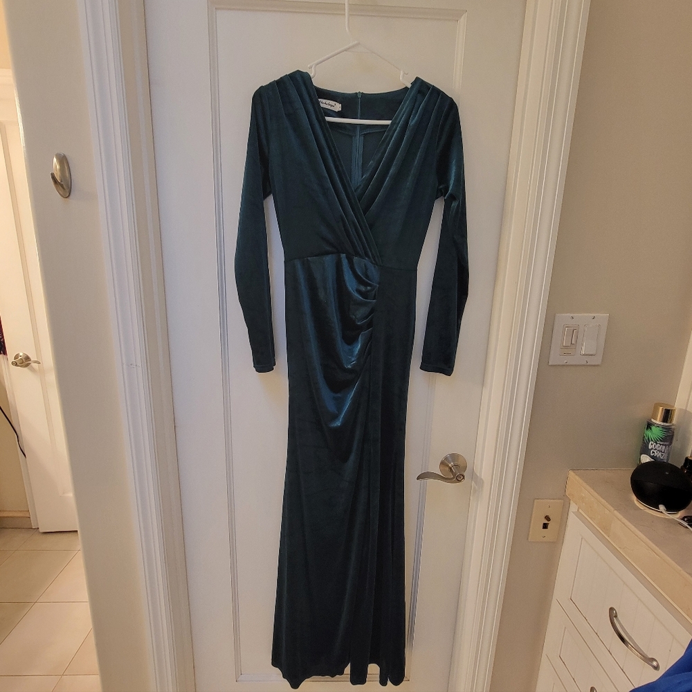 Elegant Teal Long Sleeve Dress